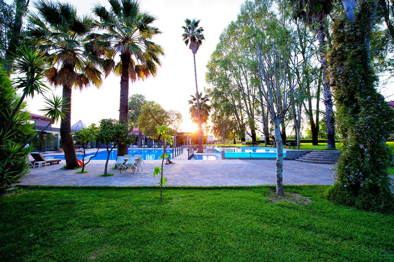 Corali Resort Agrinio Exterior photo
